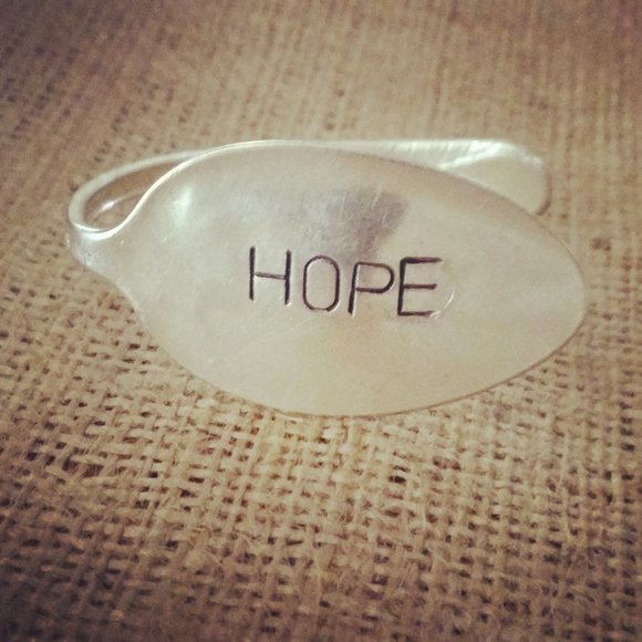 Meet your Posher, Lauren - Picture 1 of 9